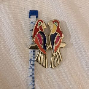 LOVE BIRDS🫶🏽  #Parrot lovers #BROOCH collection